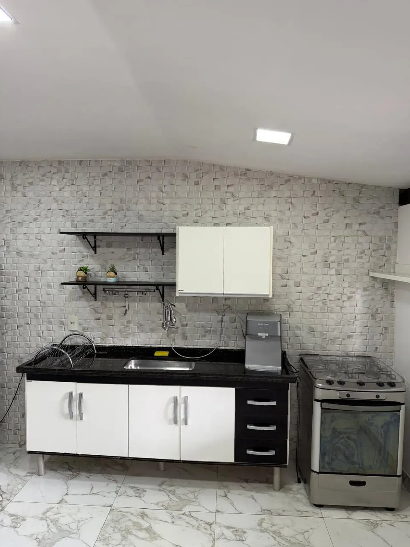 Furnished 50 m² house with 1 bedroom and private garden — photo 10