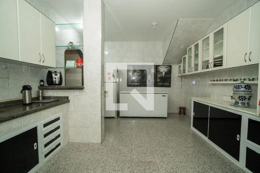 Casa mobiliada, 449 m², com espaço de home office — photo 12
