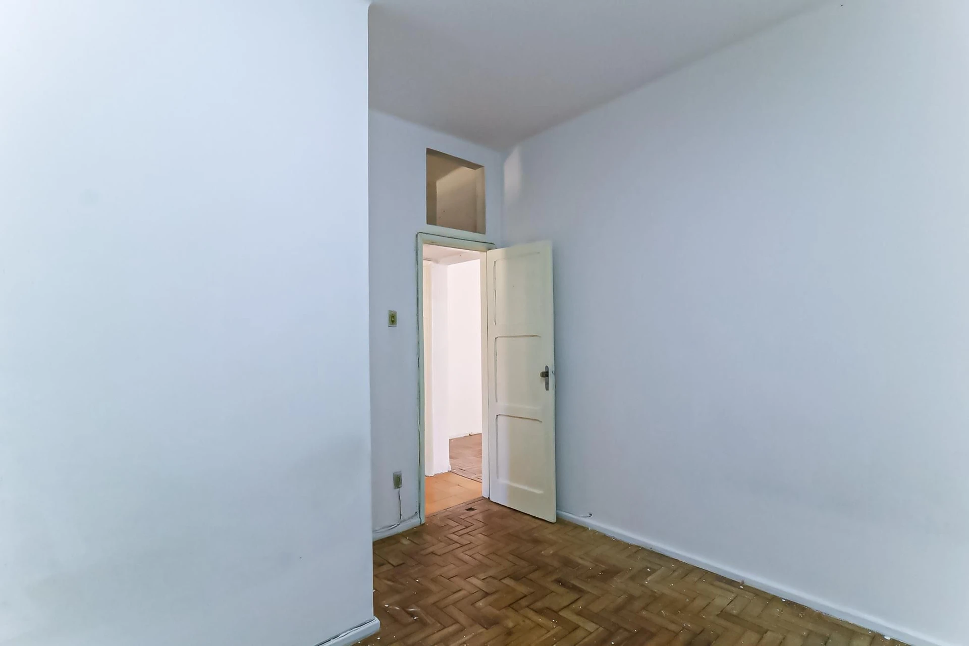 Apartment without parking, 1 bedroom and 1 bathroom — photo 8