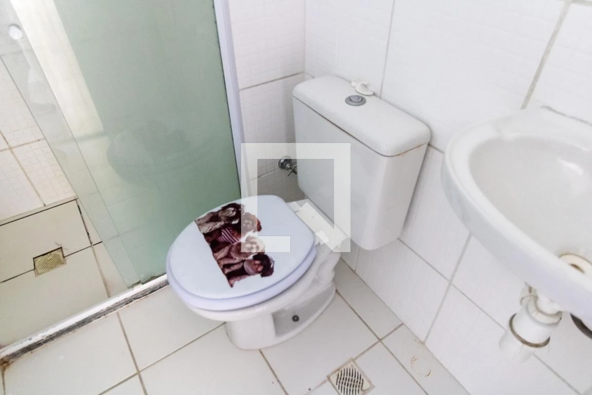 Apartamento sem mobília com churrasqueira na varanda — photo 26