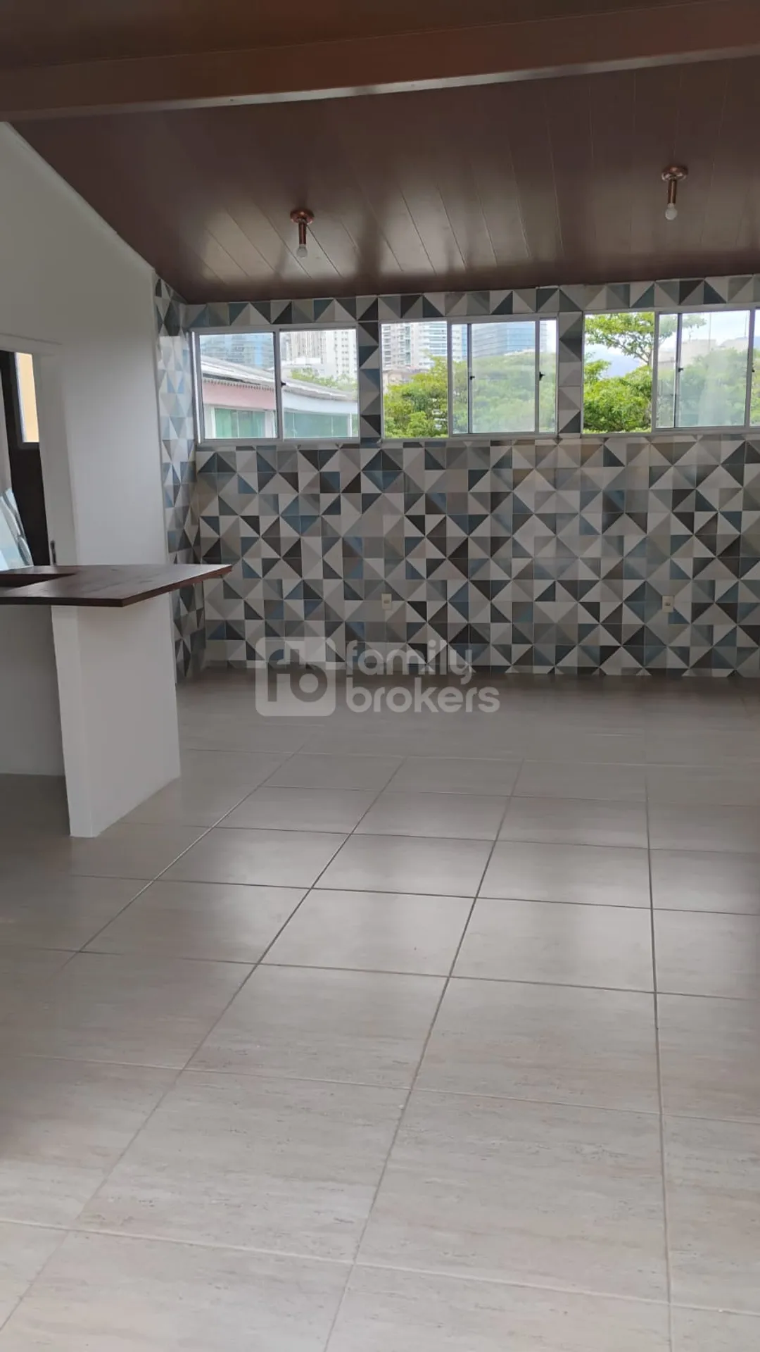 Casa, 300 m², com varanda gourmet — photo 17