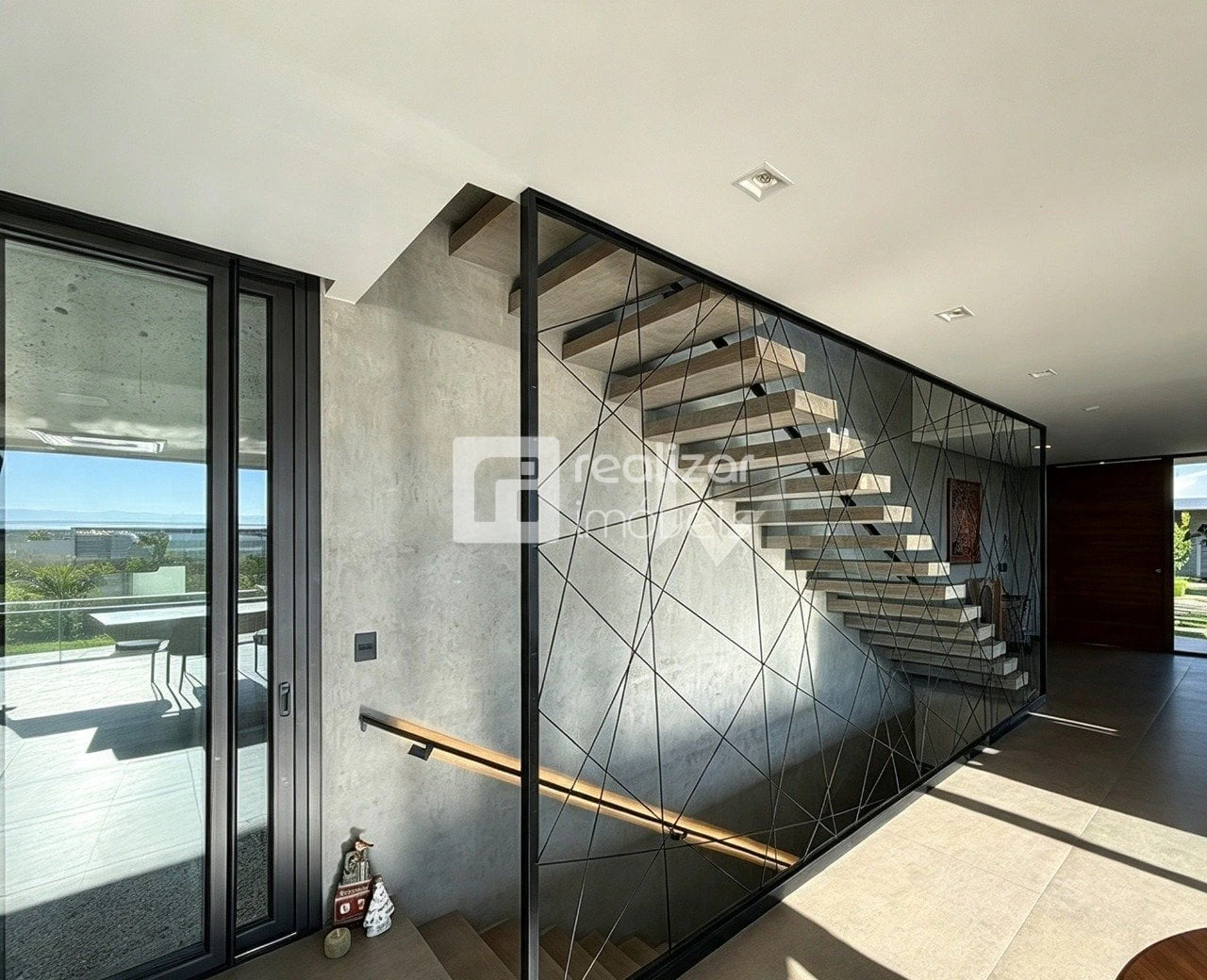 Bathtub in a 3-bedroom house, 508 m² — photo 6