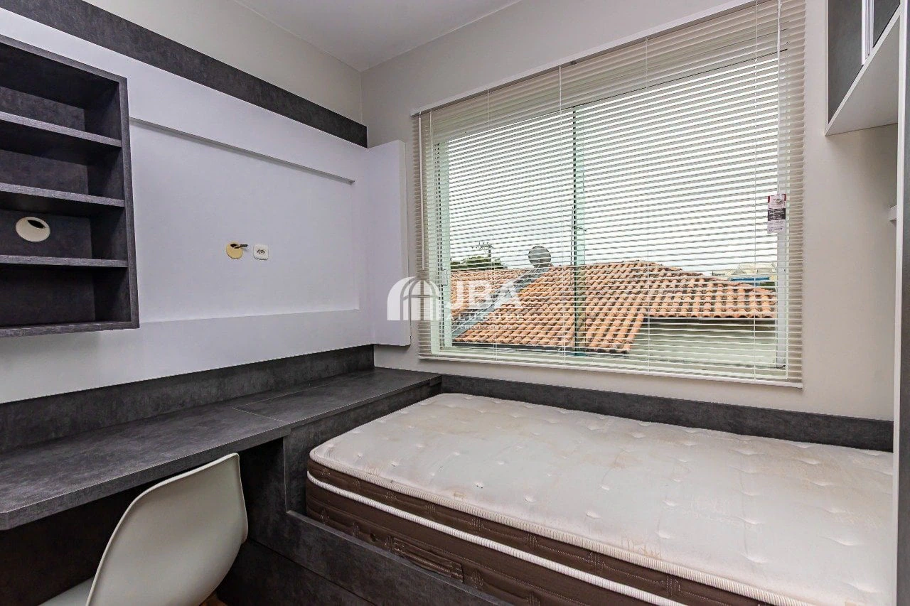 60 m² apartment with a home office and a washing machine — photo 15