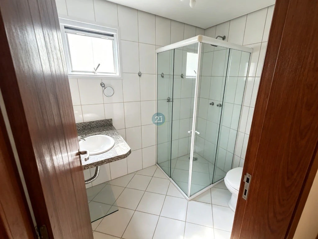 181 m² apartment with 3 bedrooms and mountain views — photo 8