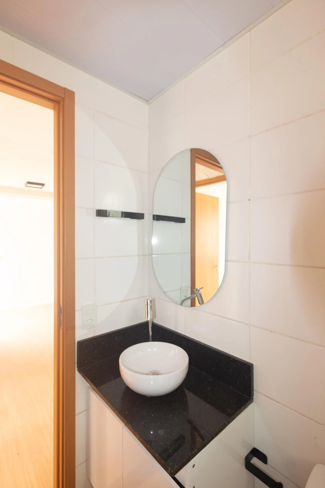 Apartamento com piso de madeira ou laminado, Cosmos — photo 38