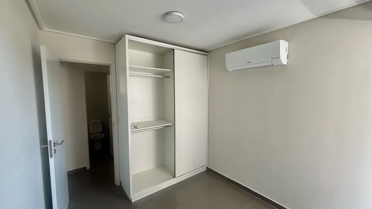 60 m² apartment with a dryer and a washing machine — photo 4