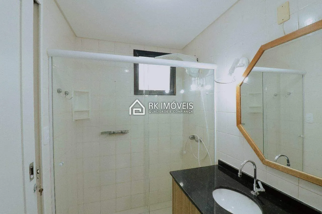 Rental apartment with 3 bedrooms and a balcony — photo 37