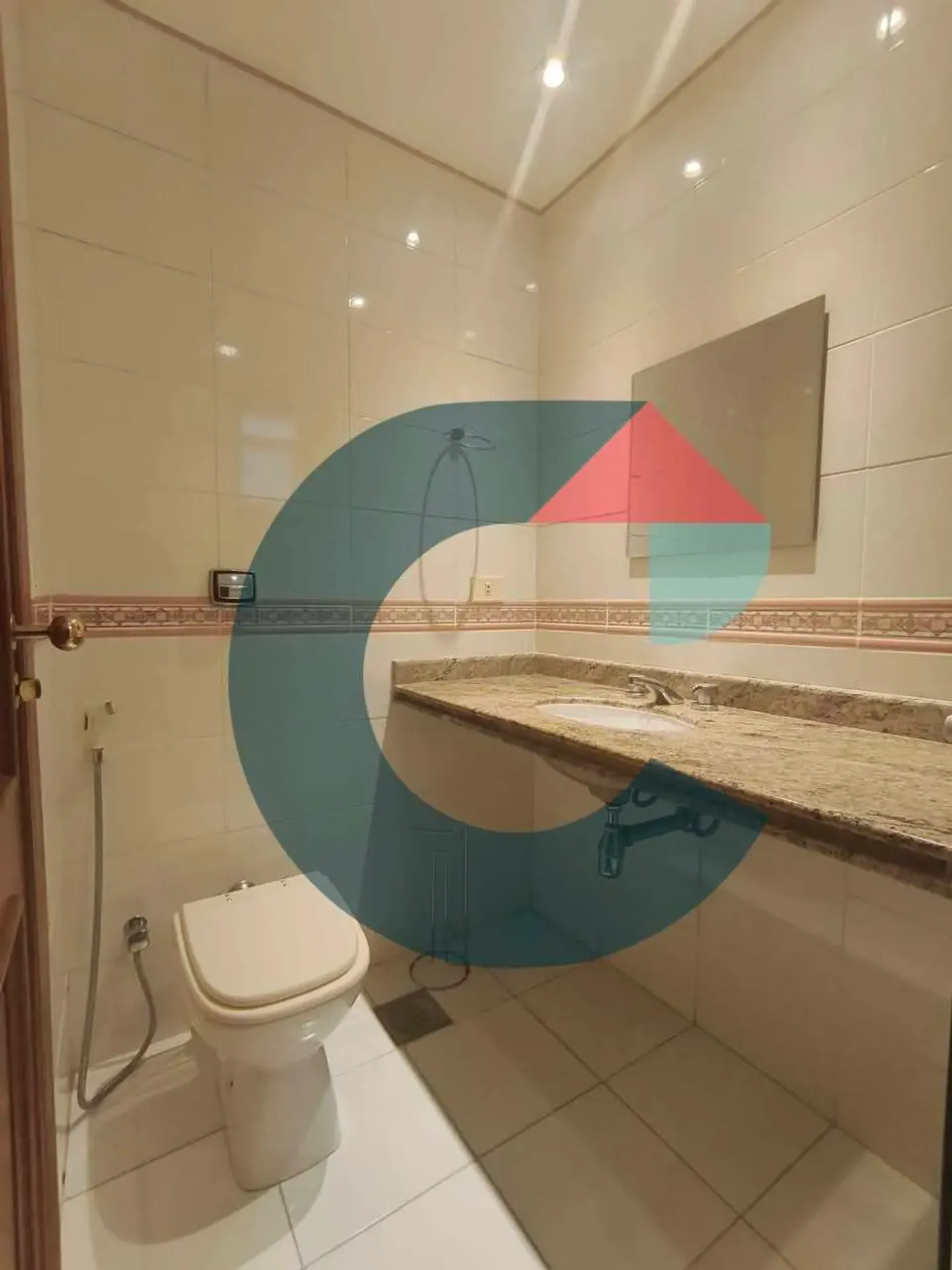 Departamento en piso 2 con bañera — photo 9