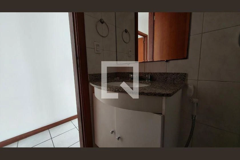 Квартира з 3 спальнями, у будинку є басейн — photo 36