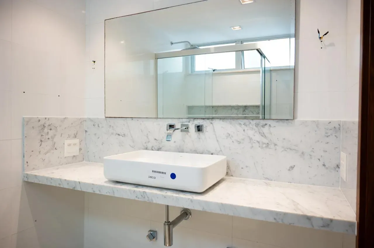 5-bedroom apartment, 1 with its own bathroom, 218 m² — photo 28