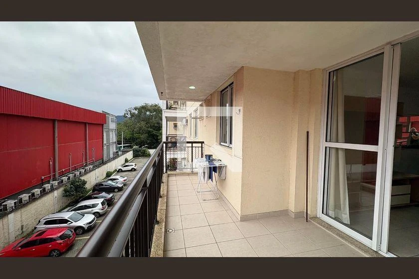 2-bedroom apartment in a building with a gym — photo 24