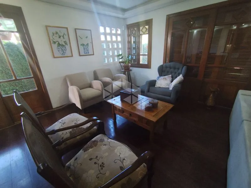 Мебльований будинок з 4 спальнями-сюїтами та садом 240 м² — photo 10