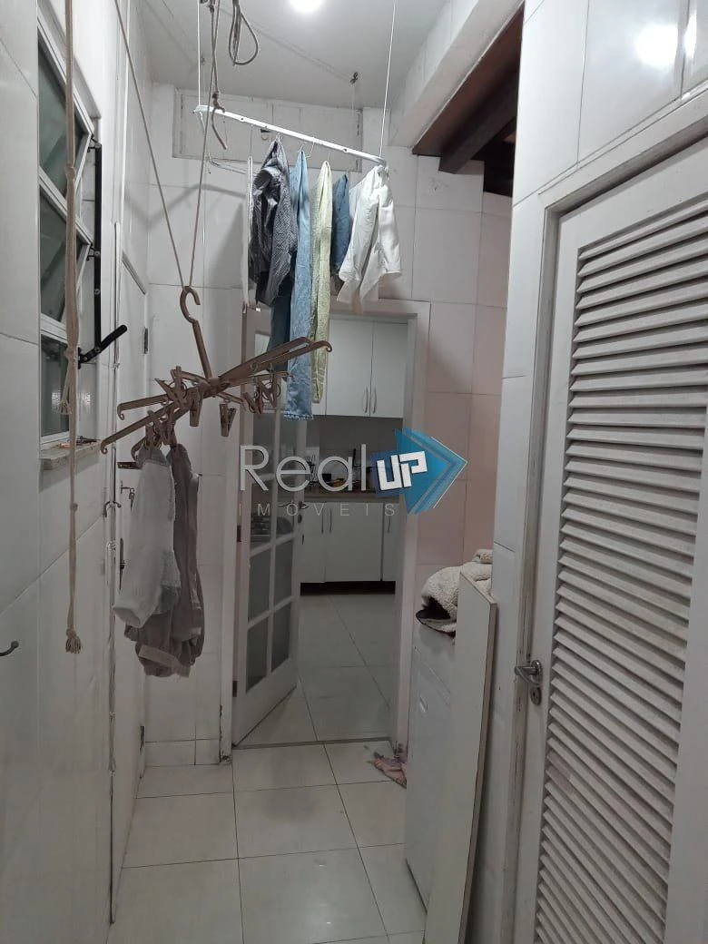 Apartamento com 4 quartos e varanda — photo 27