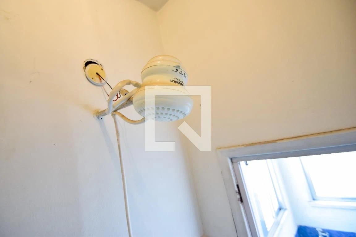Apartamento mobiliado com 4 quartos e cozinha separada — photo 34