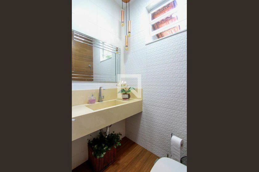 Casa mobiliada com 4 quartos e cozinha em conceito aberto — photo 32
