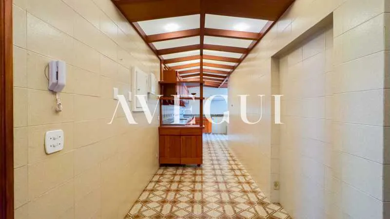 Unfurnished apartment with 4 bedrooms and floor-to-ceiling windows — photo 26