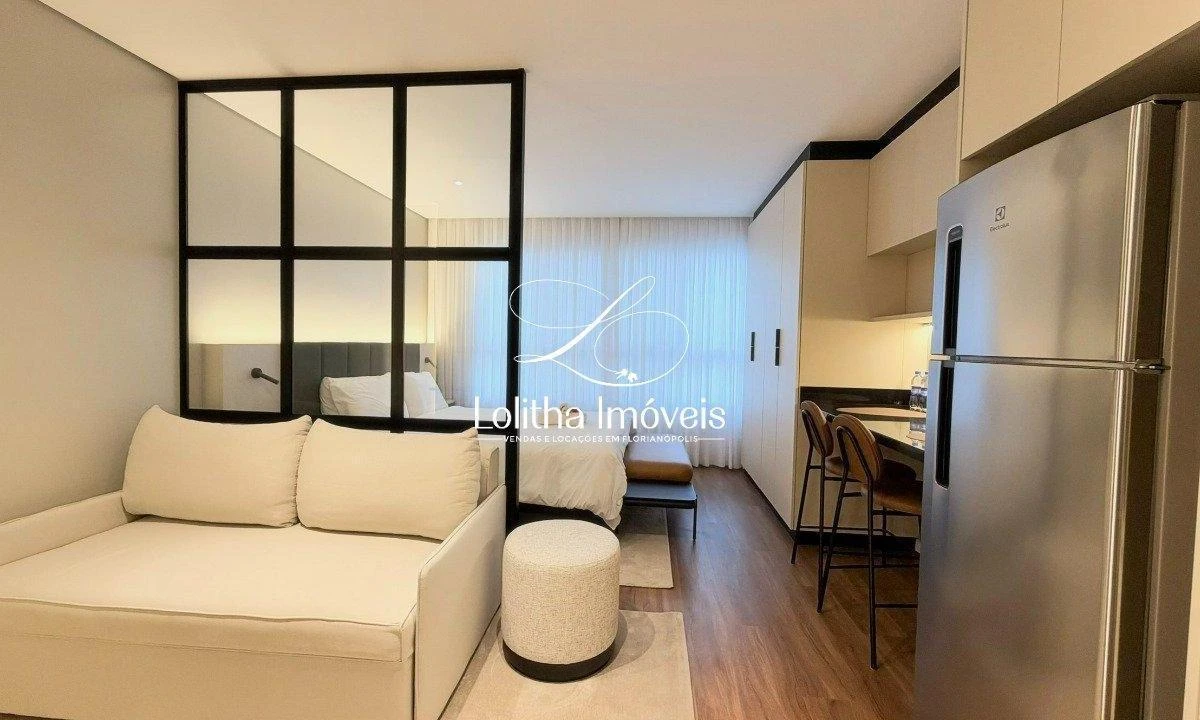 One-bedroom apartment in a building with a coworking space — photo 22