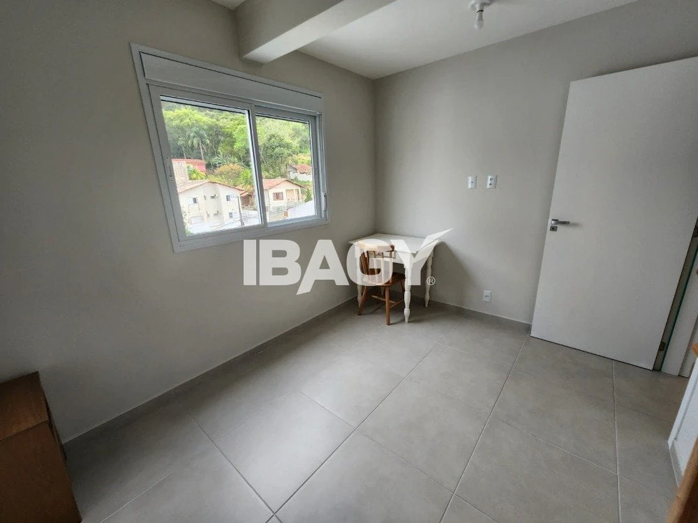Apartamento com 2 dormitórios e varanda com churrasqueira — photo 16