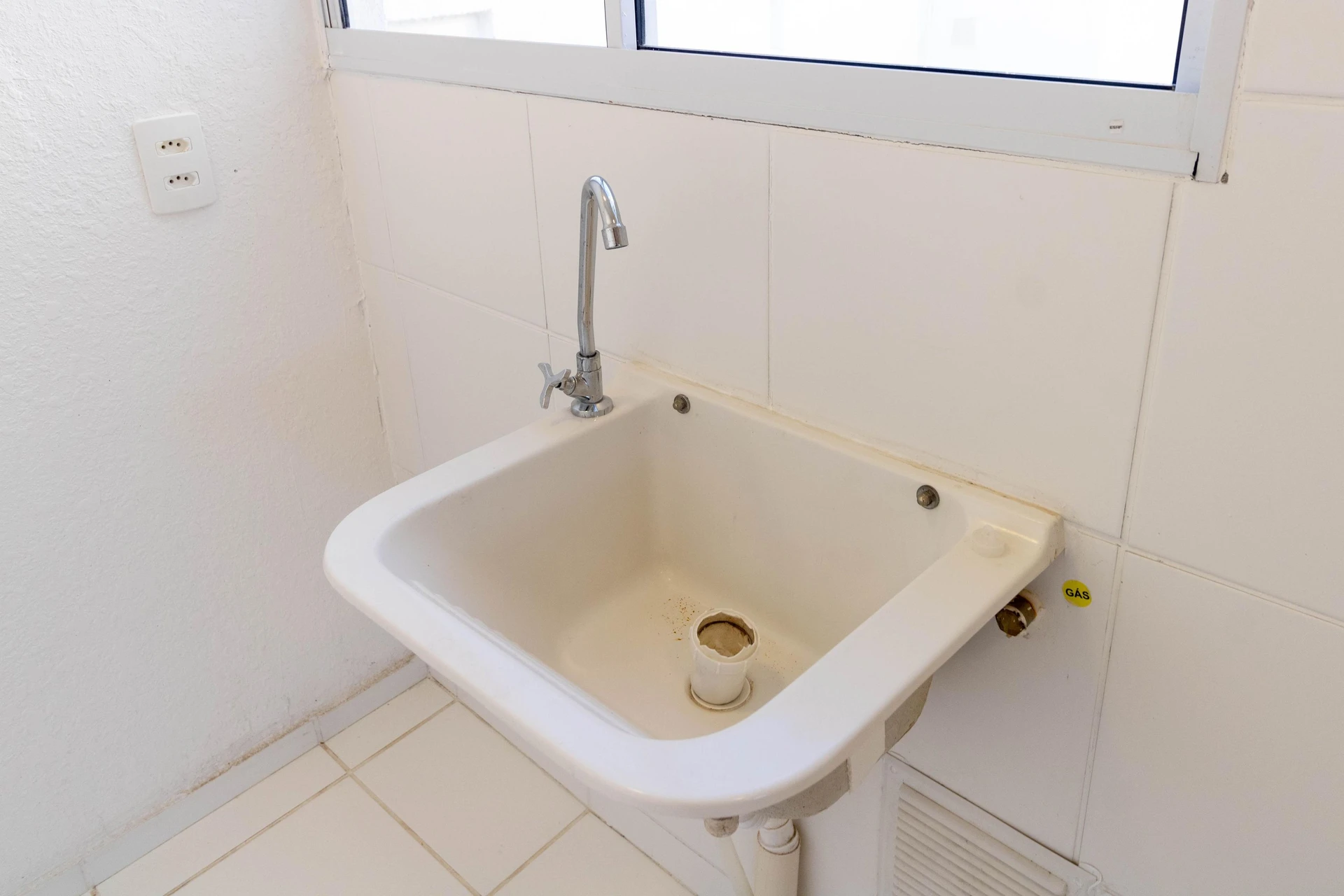 Apartamento sem mobília com 2 quartos e box de vidro — photo 14