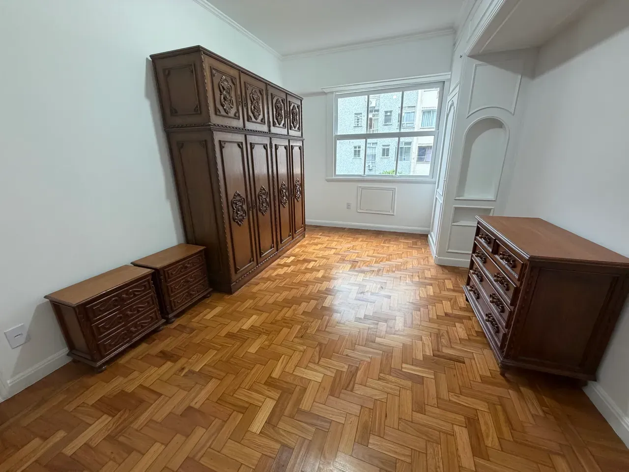 3-bedroom apartment with a sports court — photo 18