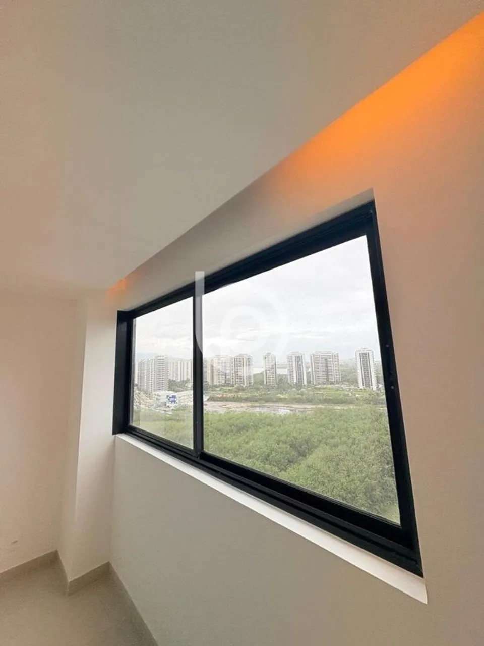 Apartamento com cozinha integrada e 3 dormitórios — photo 2
