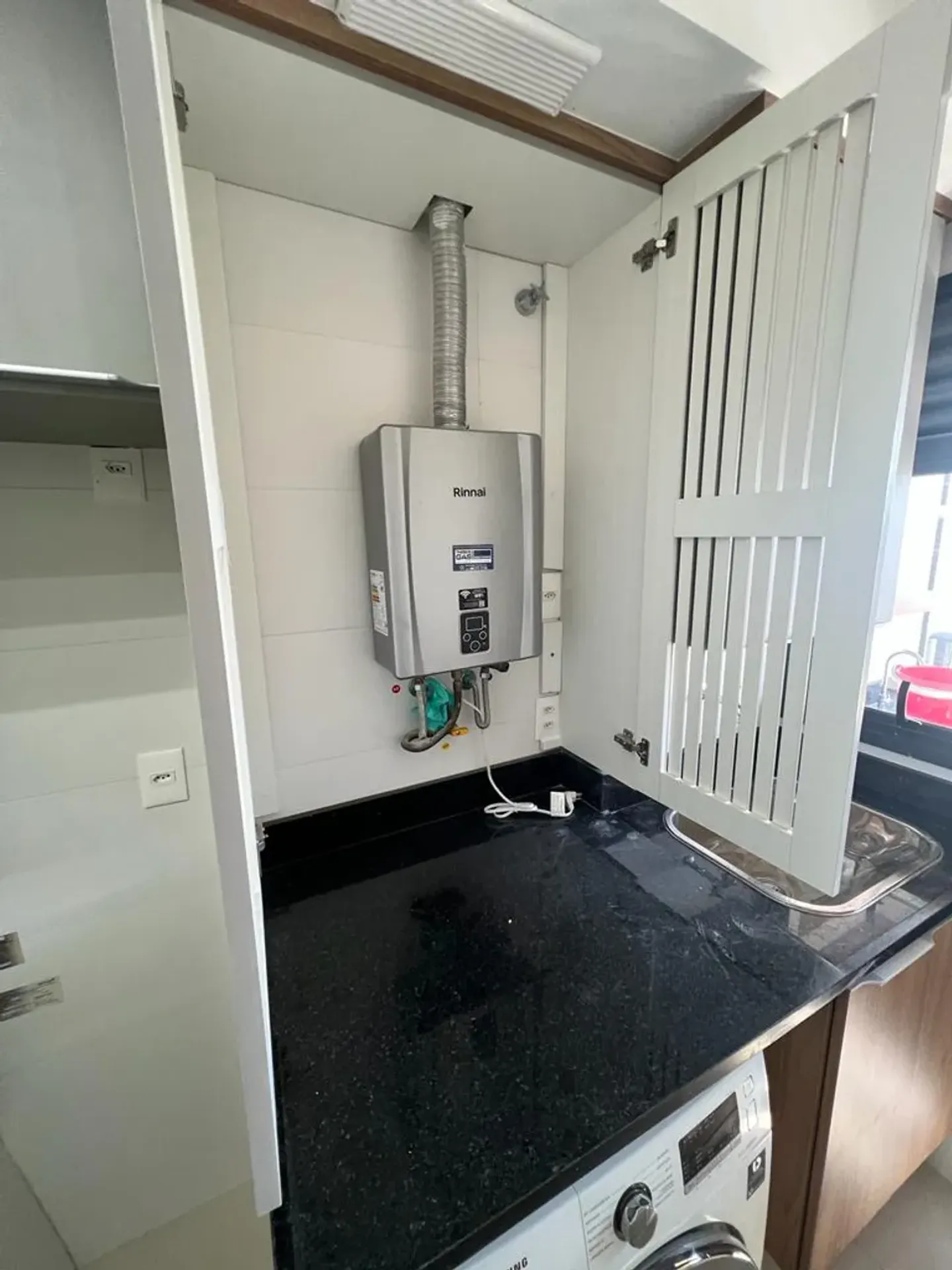 2-bedroom apartment with a water view in Rio de Janeiro — photo 19