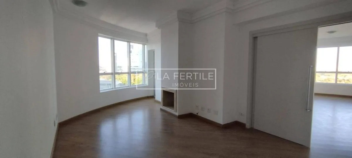 Apartment with 4 bedrooms and 5 bathrooms over 189 m² — photo 5