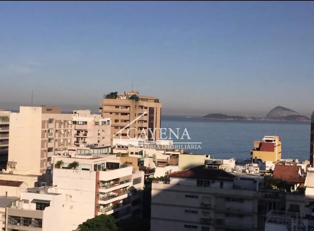 Apartment on the 12th floor with a water view — photo 6