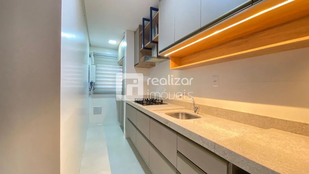 Apartamento de 3 quartos com 1 suíte e 123 m²
