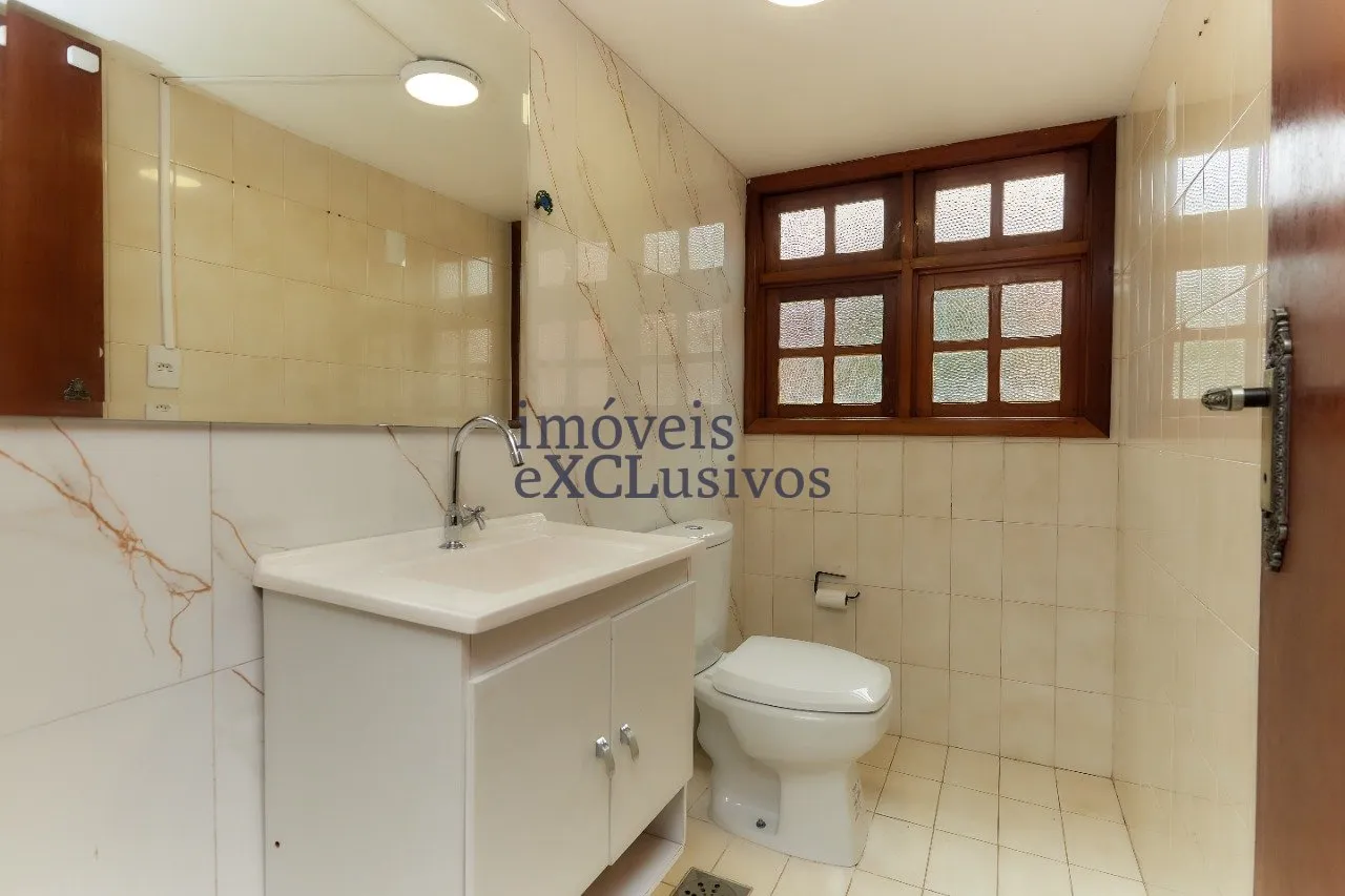 House with 3 en-suite bedrooms and 665 m² garden — photo 43