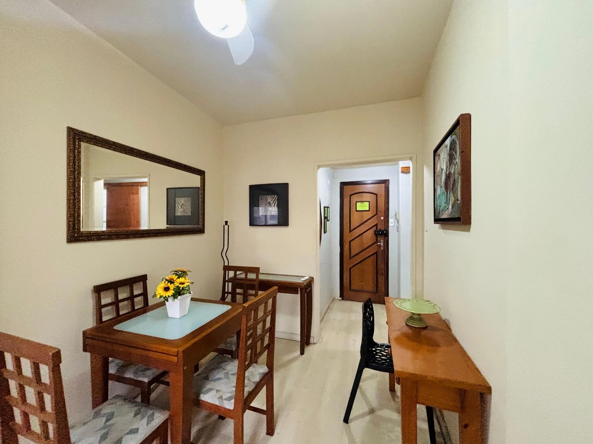 Apartamento mobiliado com 1 quarto, 1 banheiro — photo 4