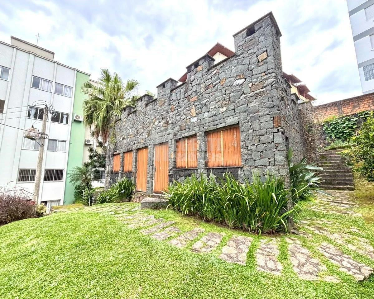 3-bedroom apartment with a washing machine in Florianópolis — photo 16