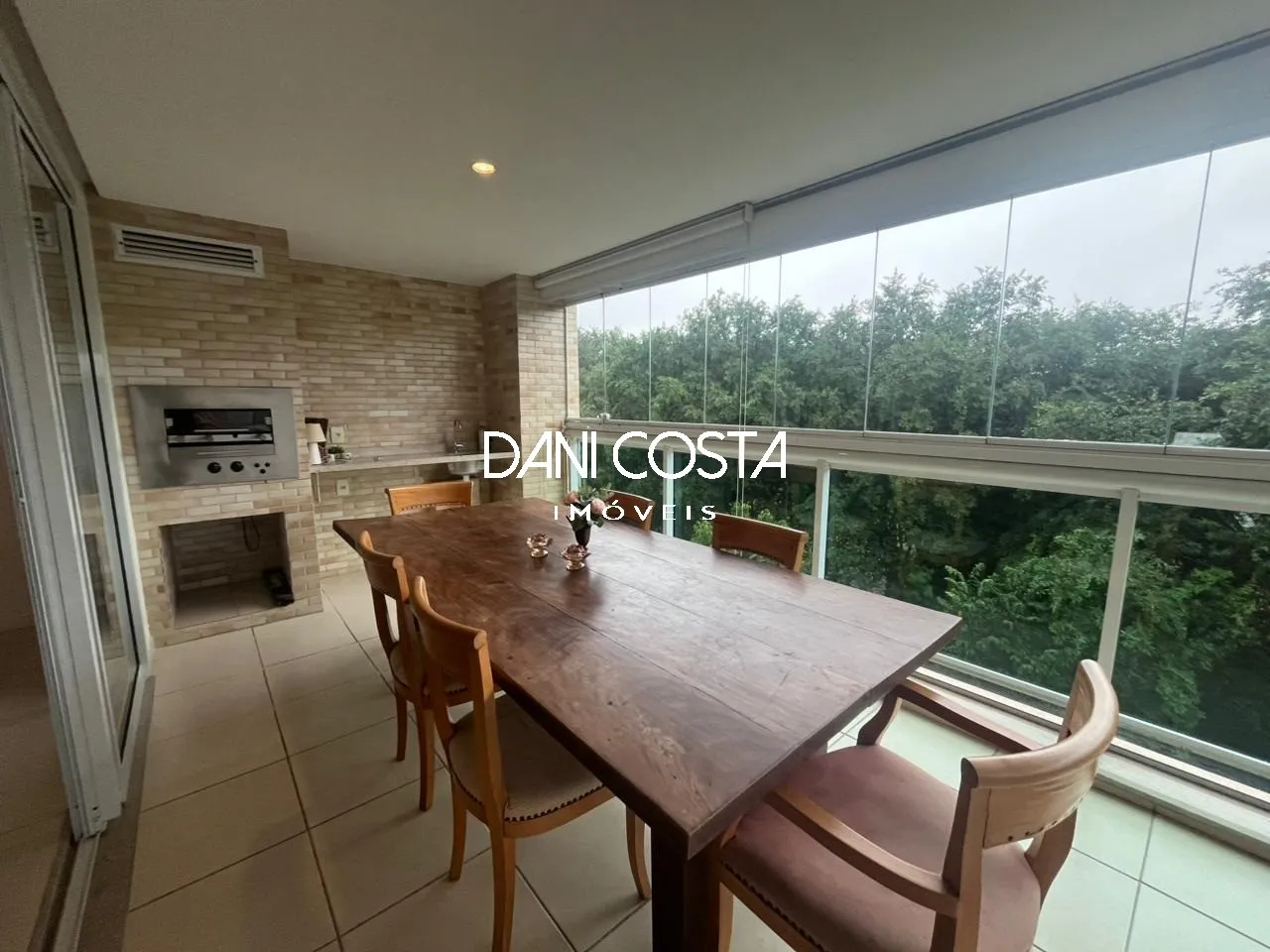 4-bedroom apartment with 227 m² and 3 parking spaces — photo 11
