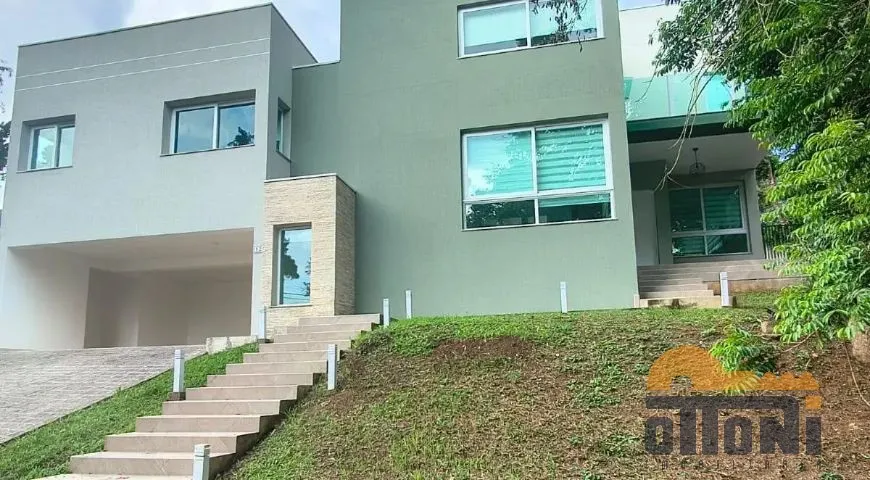 Furnished apartment with 5 bedrooms and 3 bathrooms — photo 11