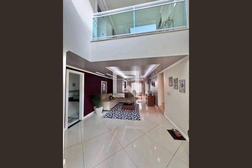 Furnished house with a closed kitchen and 4 en-suites — photo 17