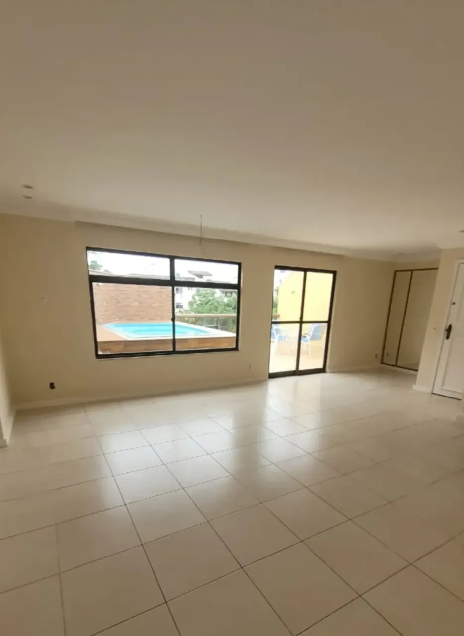 Unfurnished 3-bedroom apartment with 3 bathrooms — photo 14