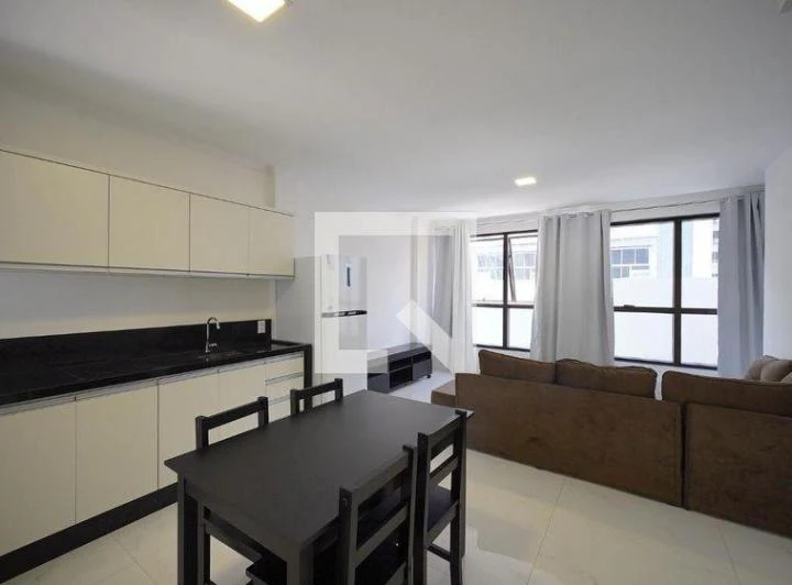 Apartamento de 42 m² con cocina abierta, 1 dormitorio y 1 baño — photo 2