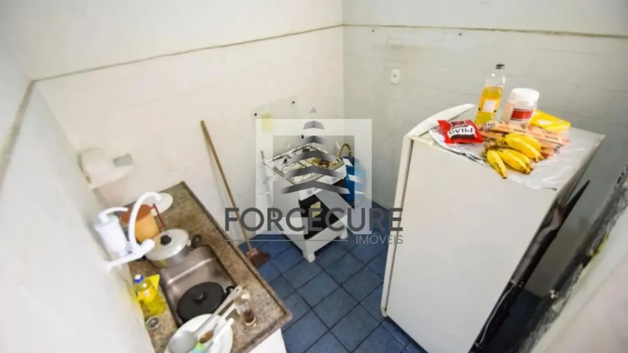 Apartamento mobiliado com 4 quartos e 2 banheiros — photo 19