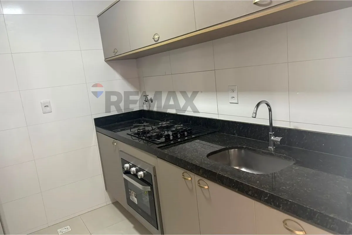 2-bedroom apartment with private BBQ and 2 parking spaces — photo 15