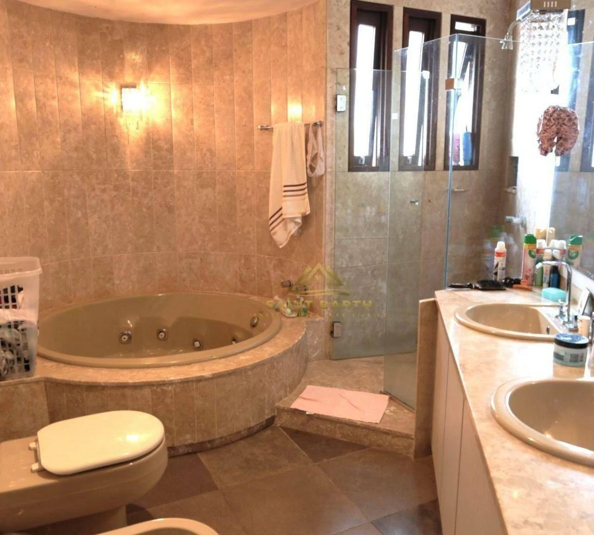 Мебльований будинок з 4 спальнями й кухнею — photo 21
