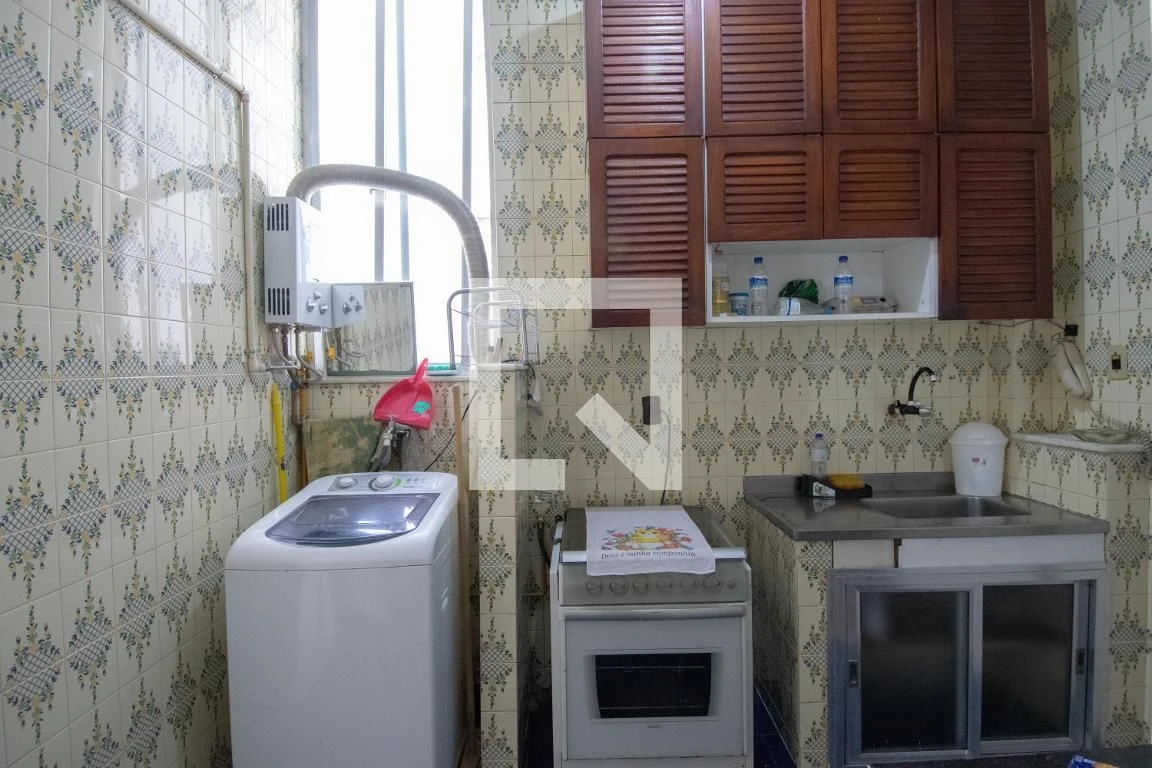 Furnished apartment with 2 bedrooms and 1 bathroom — photo 19