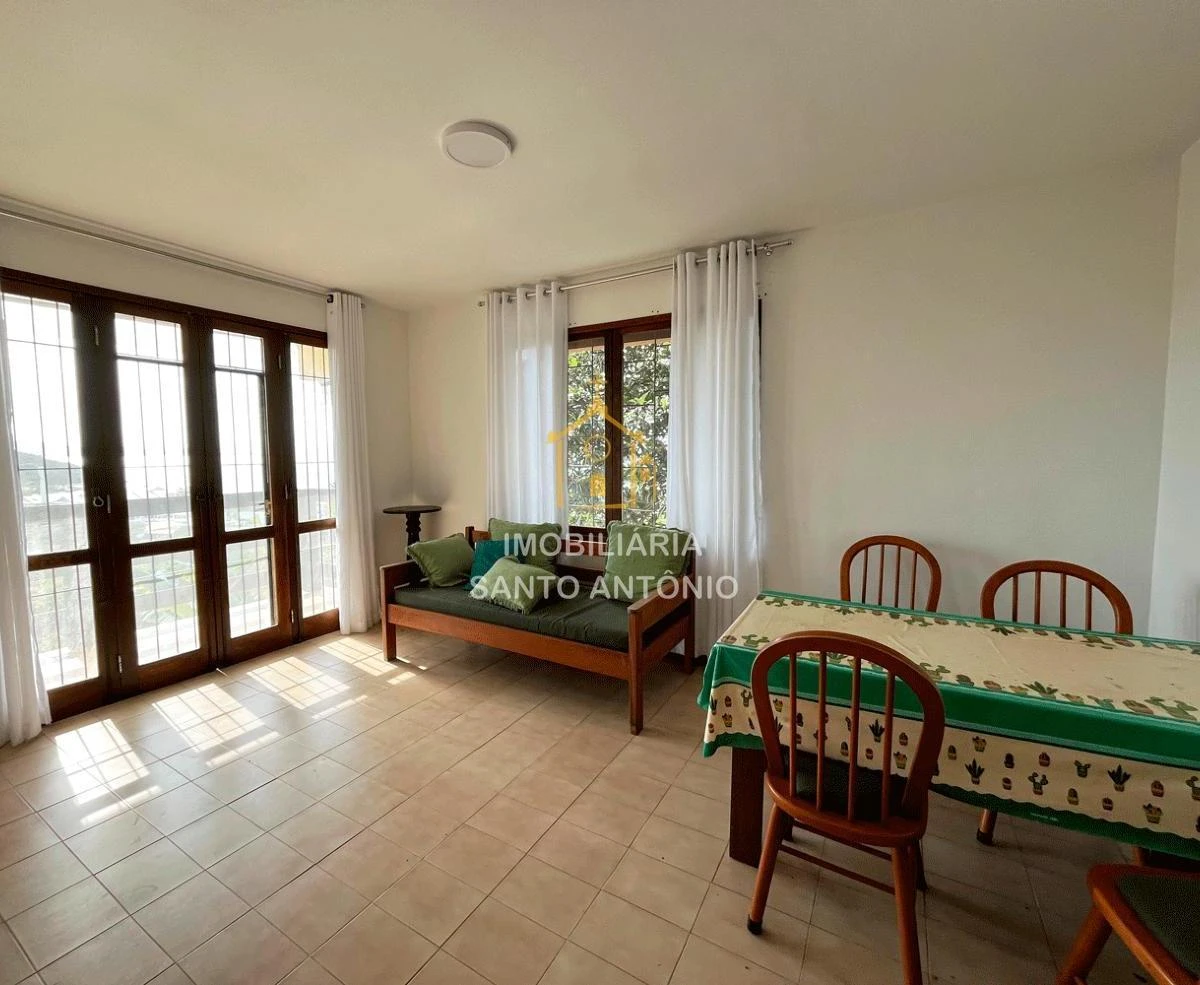 3-bedroom house with a water view in Florianópolis — photo 17