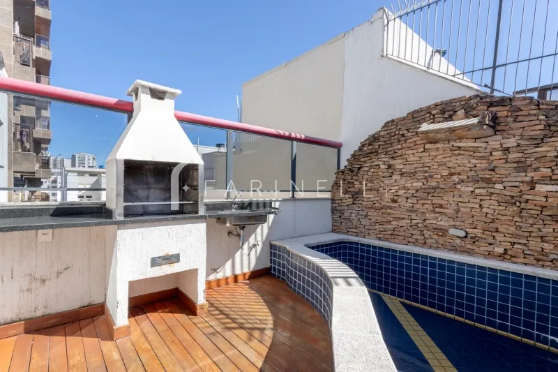 Furnished apartment, 189 m², with a grill on the balcony — photo 8