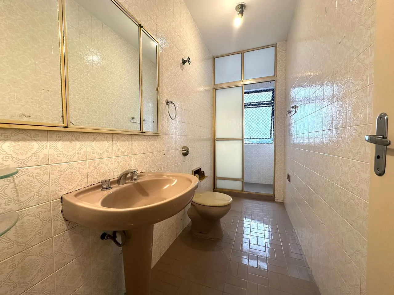 Rental apartment with 2 bedrooms and 1 bathroom — photo 10