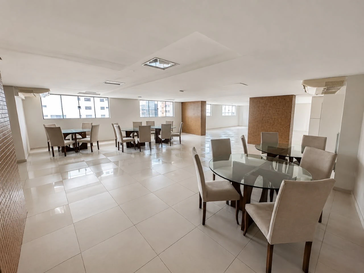 Apartamento mobiliado de 2 quartos com máquina de lavar — photo 17