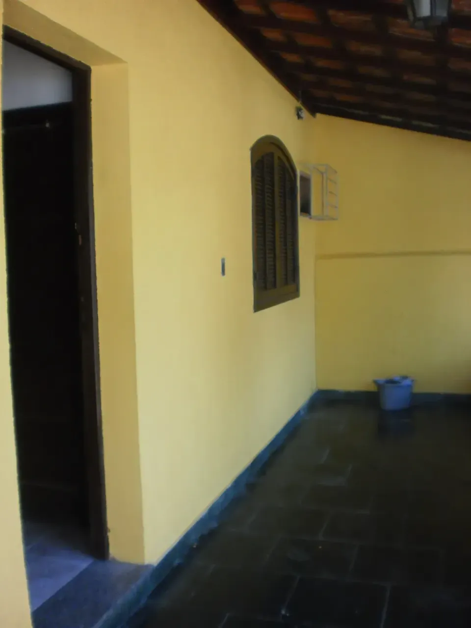 Casa sem mobília com 3 quartos e 2 banheiros — photo 18
