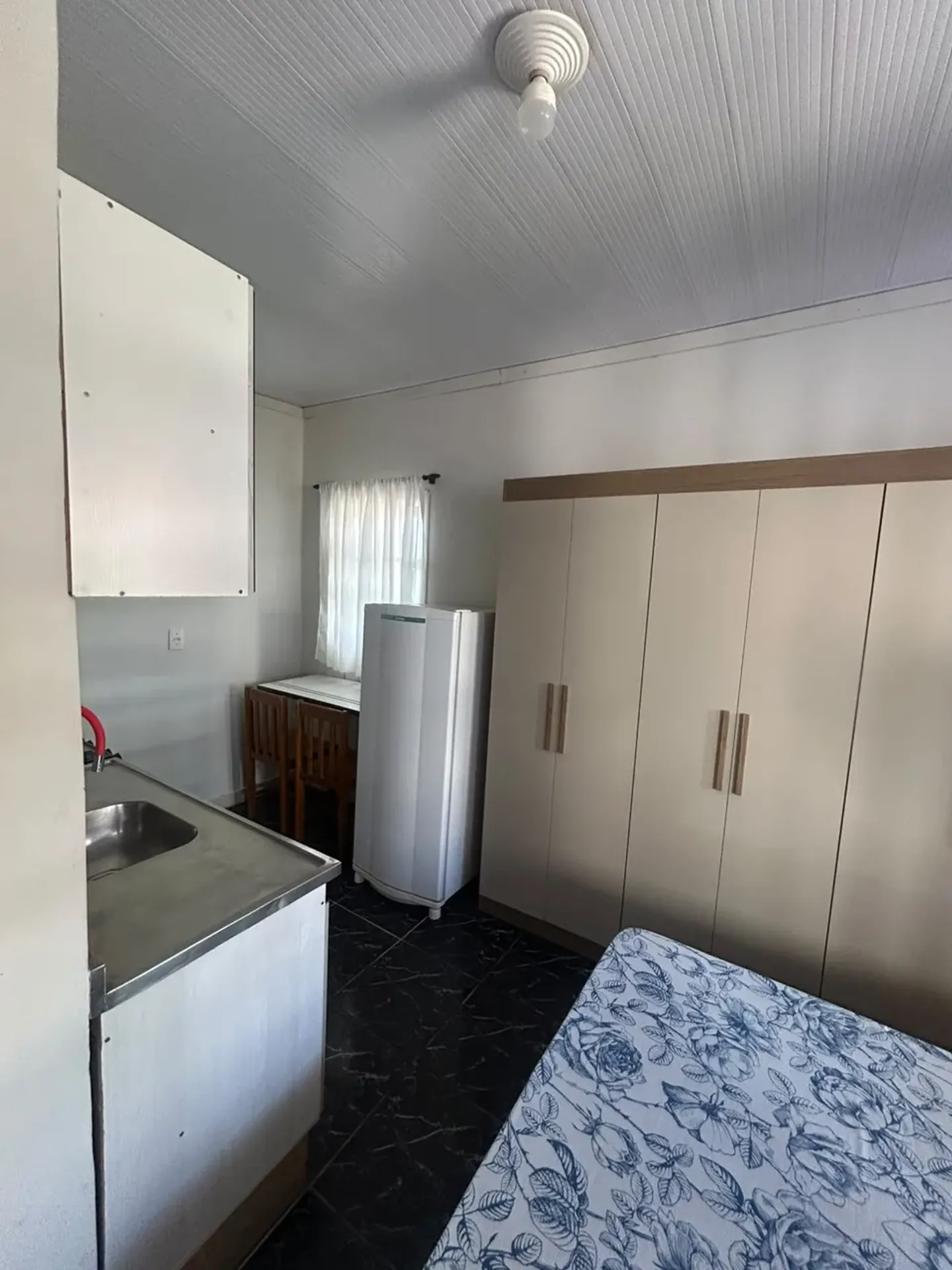 Furnished 20 m² studio in Florianópolis — photo 6