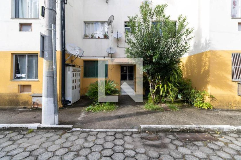 2-bedroom apartment in a building with a gym — photo 13