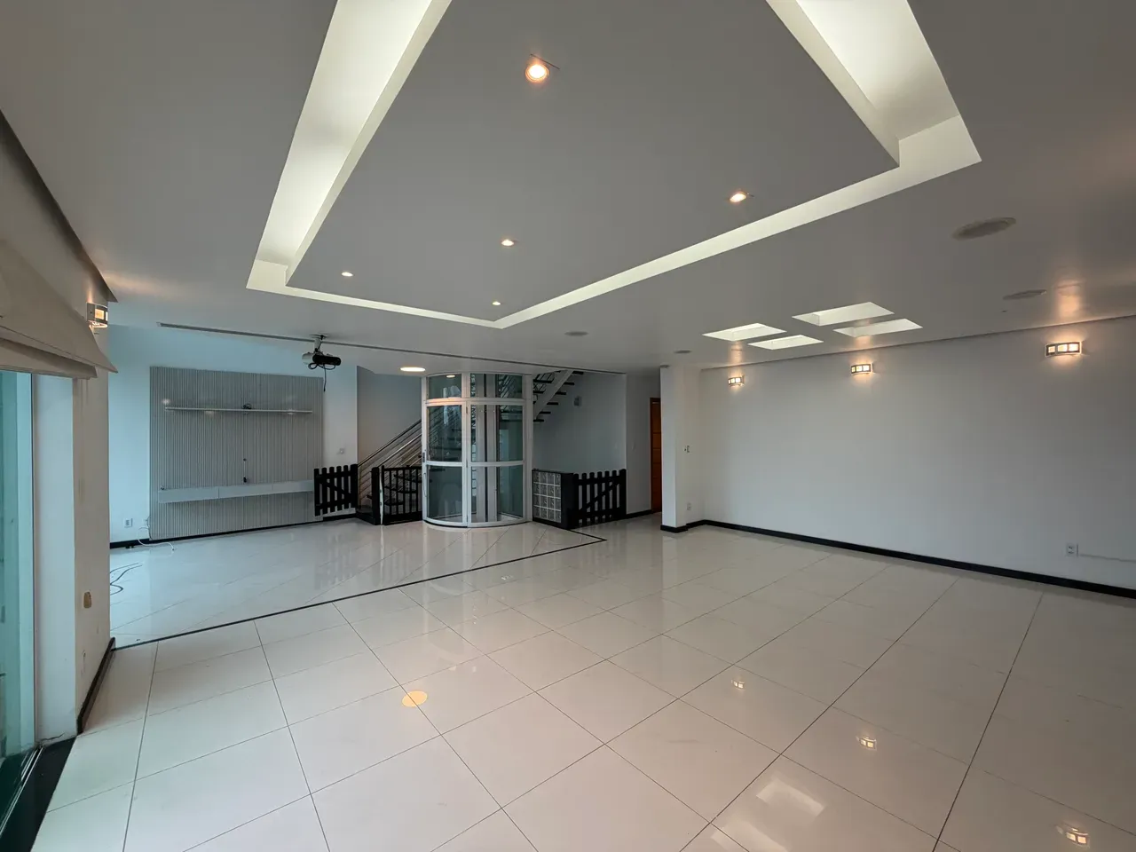 475 m² house with 4 bedrooms and gas open-plan kitchen — photo 7