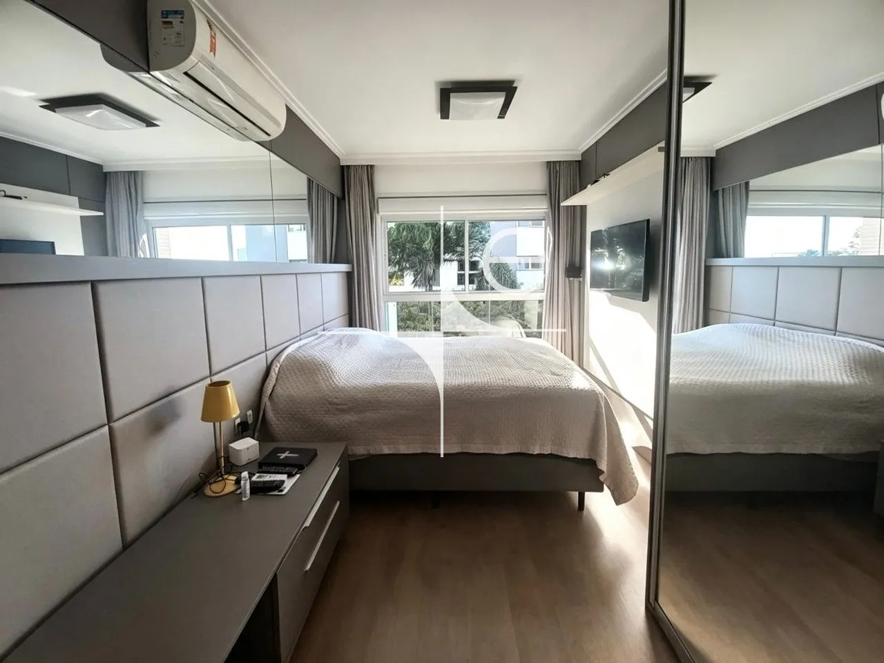 2-bedroom apartment with a washing machine — photo 11